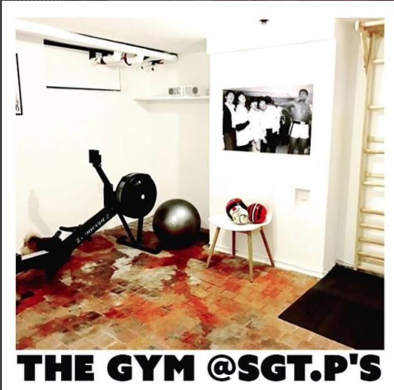 Sgt.Pepper'S Bnb Ixelles ภายนอก รูปภาพ